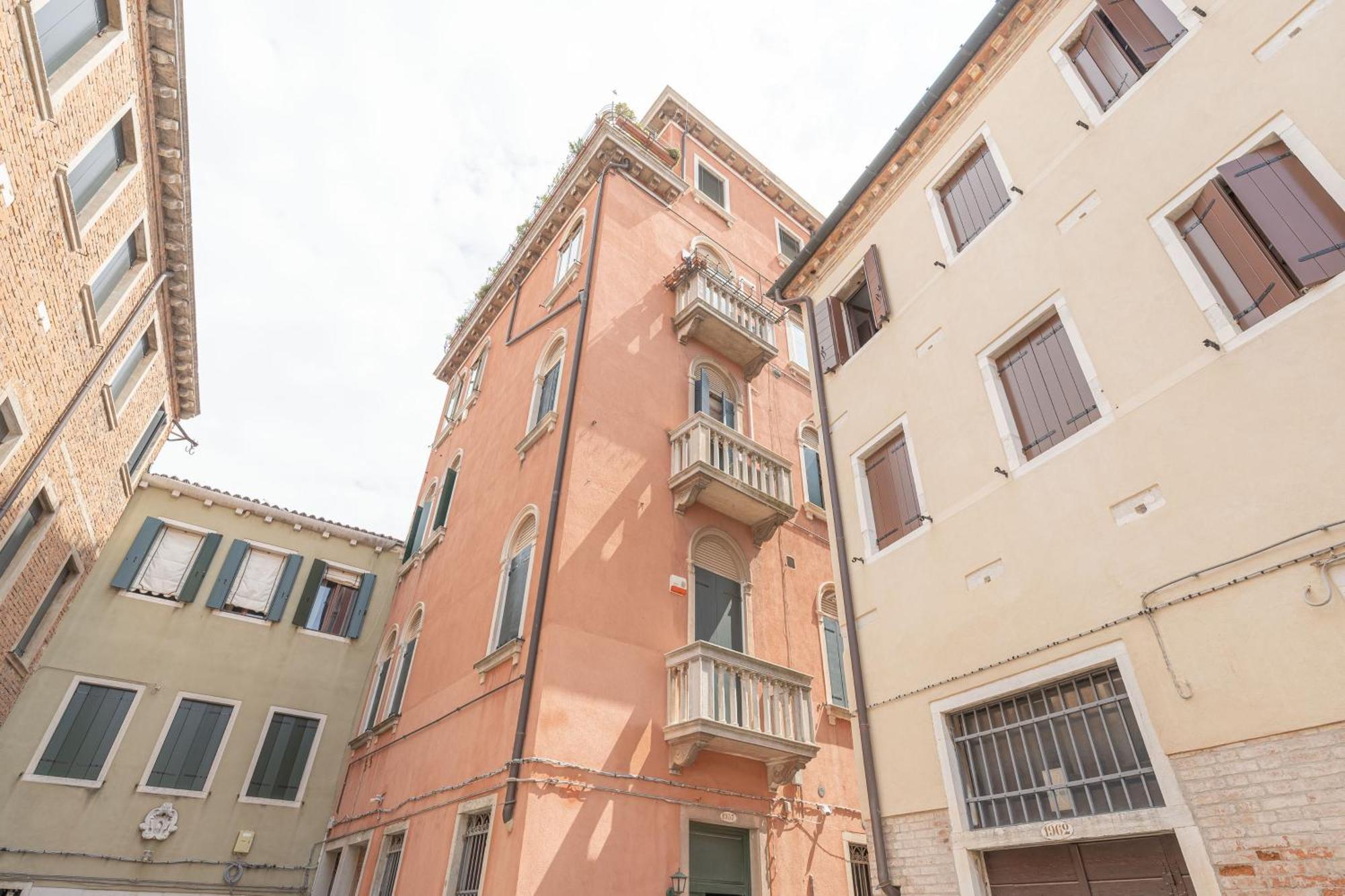 Casa Luna - Vicino Stazione Dei Treni Apartament *
