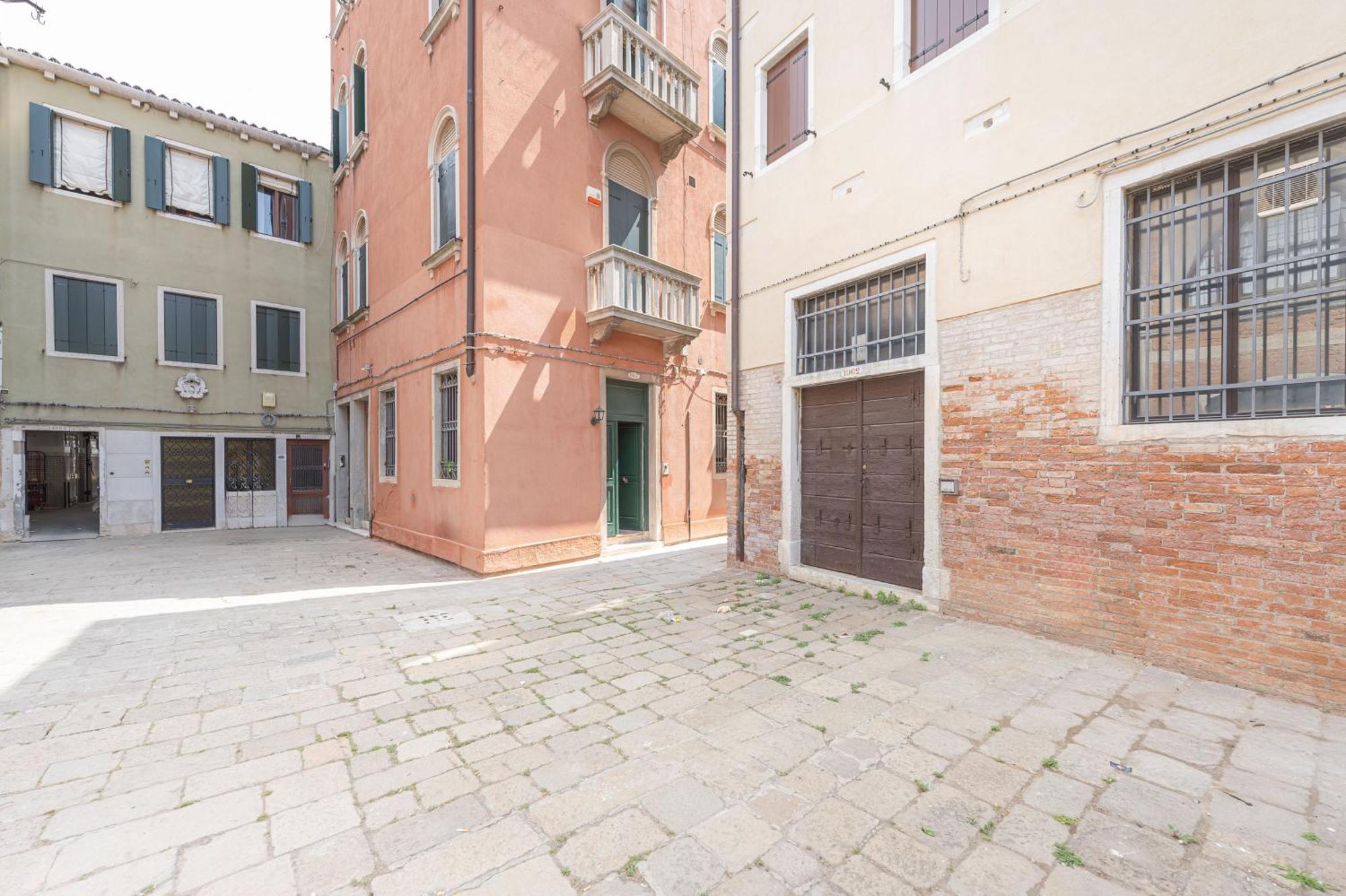 Appartamento Casa Luna - Vicino Stazione Dei Treni